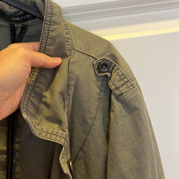 🎉FREE w/ purchase🎉Lightweight jacket - Picture 4 of 8